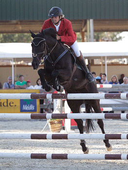 170 conjuntos saltaram no 1º dia do Green Horse Tour Riders na Golegã